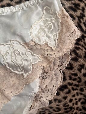 Y2K Victoria’s Secret Satin & Lace Tap Pants